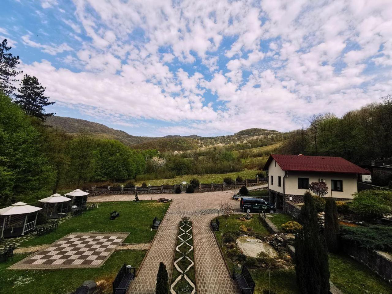 Villa Kvitka Svalyava Exterior foto